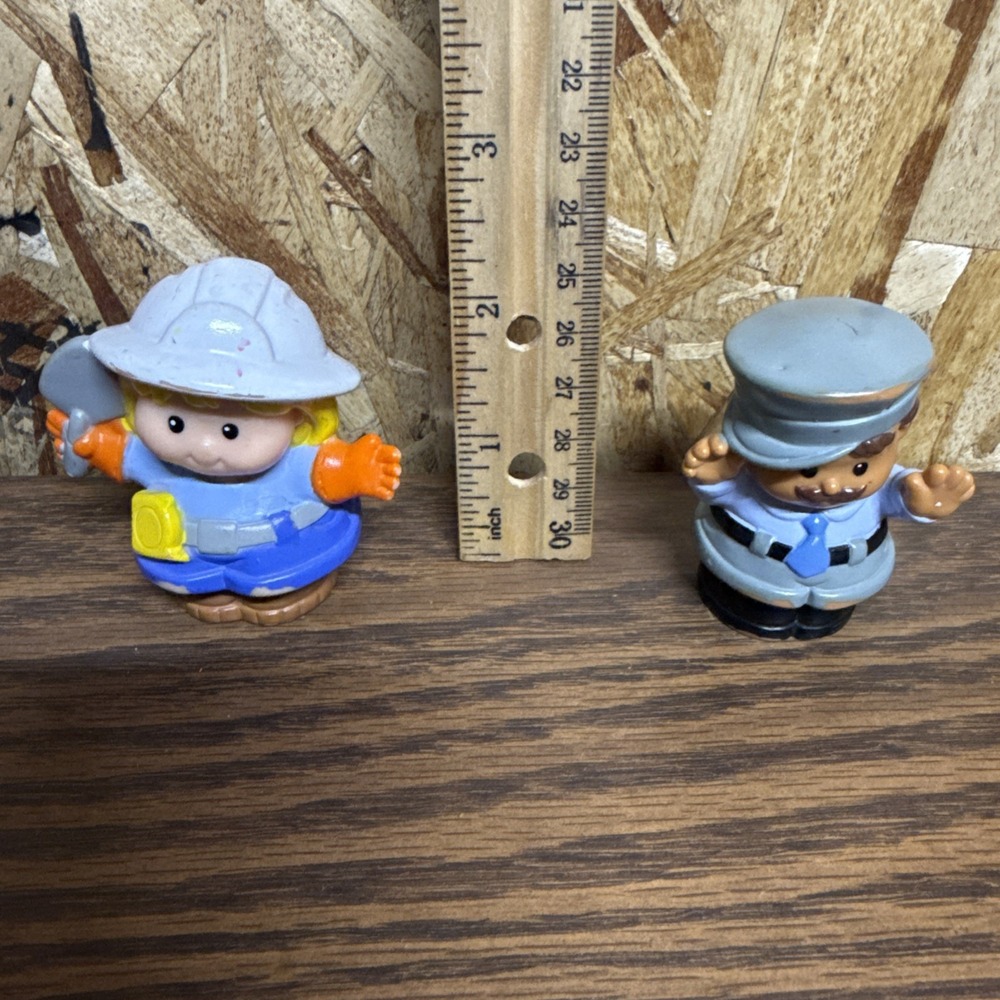 Fisher Price Little People Community Helpers Lot
